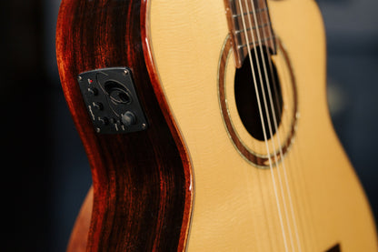 ORTEGA The Privat Room 4/4 Konzertgitarre 6-string - Natur + Gigbag