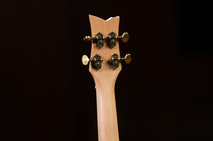ORTEGA Banjolele Serie Konzert Ukulele 4 String - Maple Natural + Bag