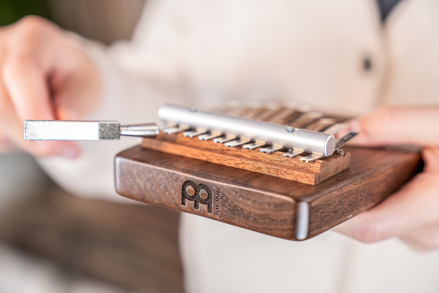 Meinl Sonic Energy Solid "Tree of Life" Kalimba - 10 Töne / schwarzes Walnussholz