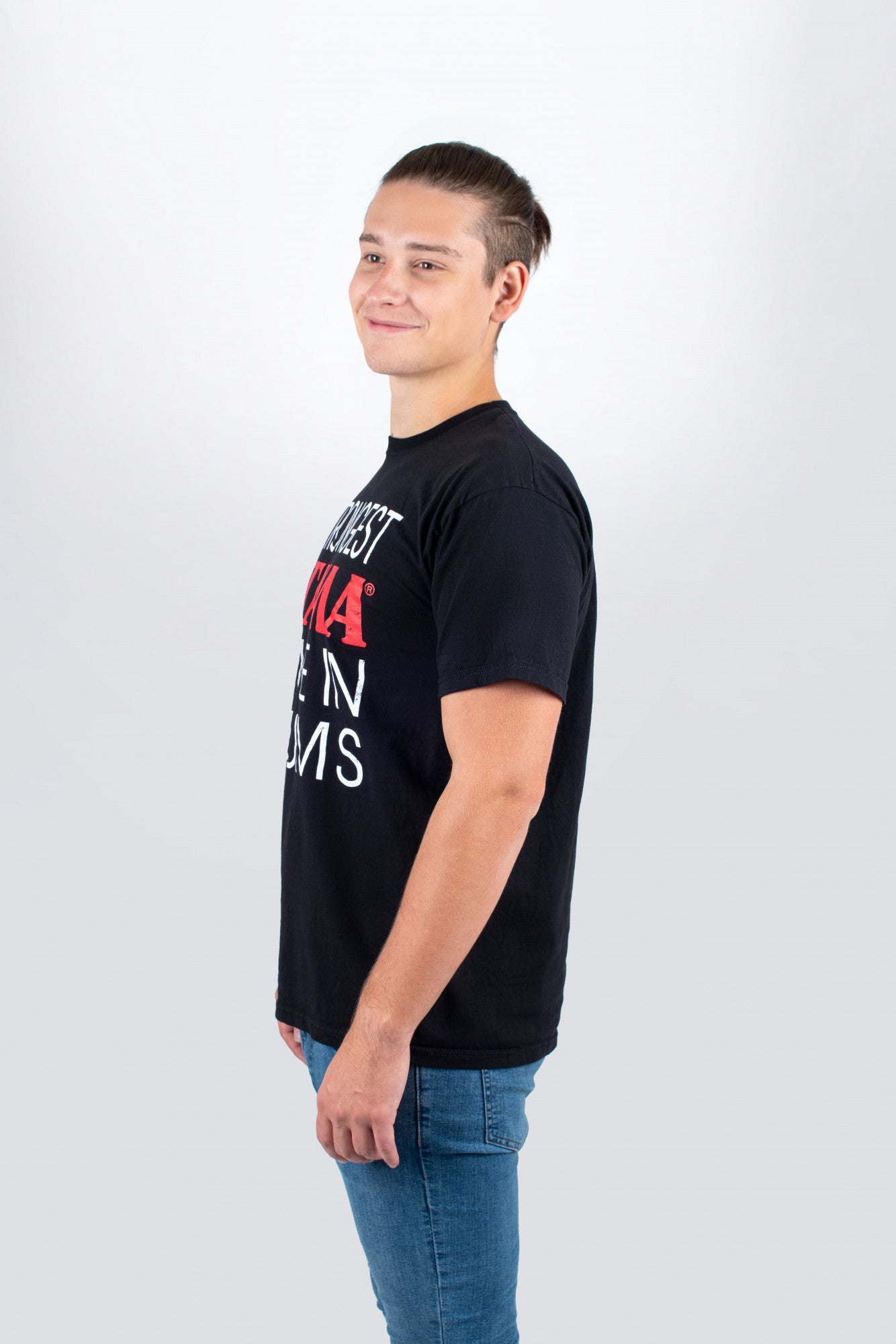 TAMA T-Shirt in schwarz mit "Strongest Name" Frontprint