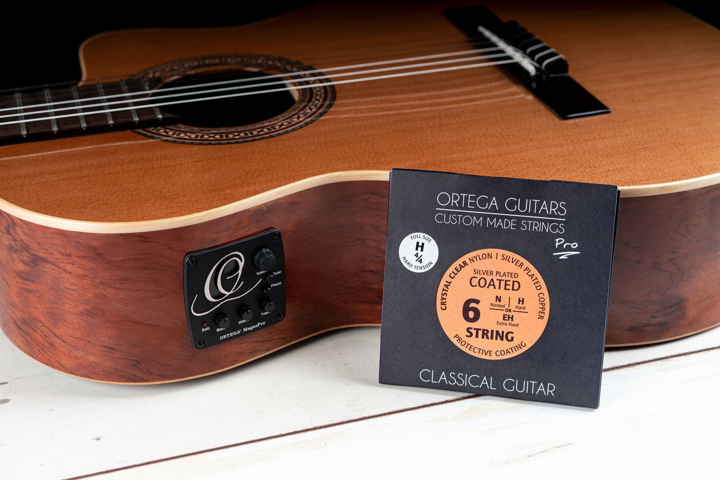 ORTEGA Custom Made Strings Pro 4/4 Scale - Classical Guitar 6 String