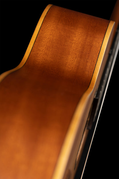 ORTEGA Family Series 3/4 Konzertgitarre 6 String - Zeder / Mahagoni Natur + Bag