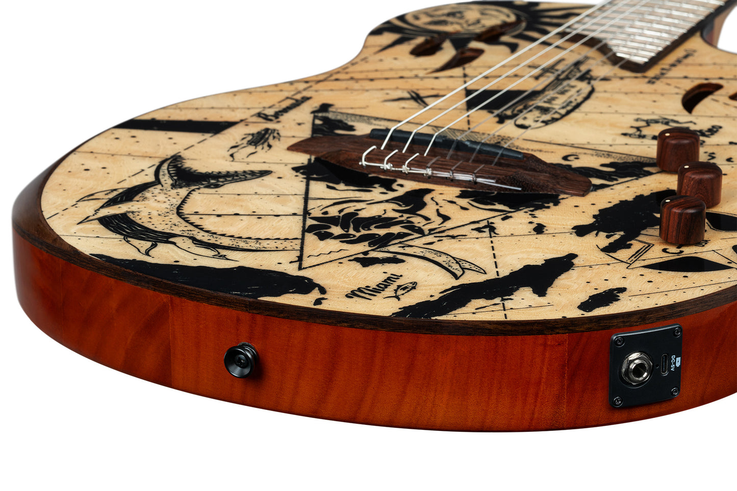 ORTEGA TourPlayer Series 4/4 Nylonsaitengitarre 6-String + Pro Gigbag