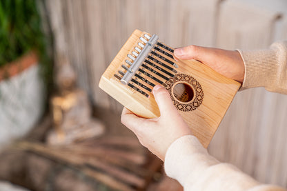 Meinl Sonic Energy Soundhole Kalimba - 10 Töne / Ahorn