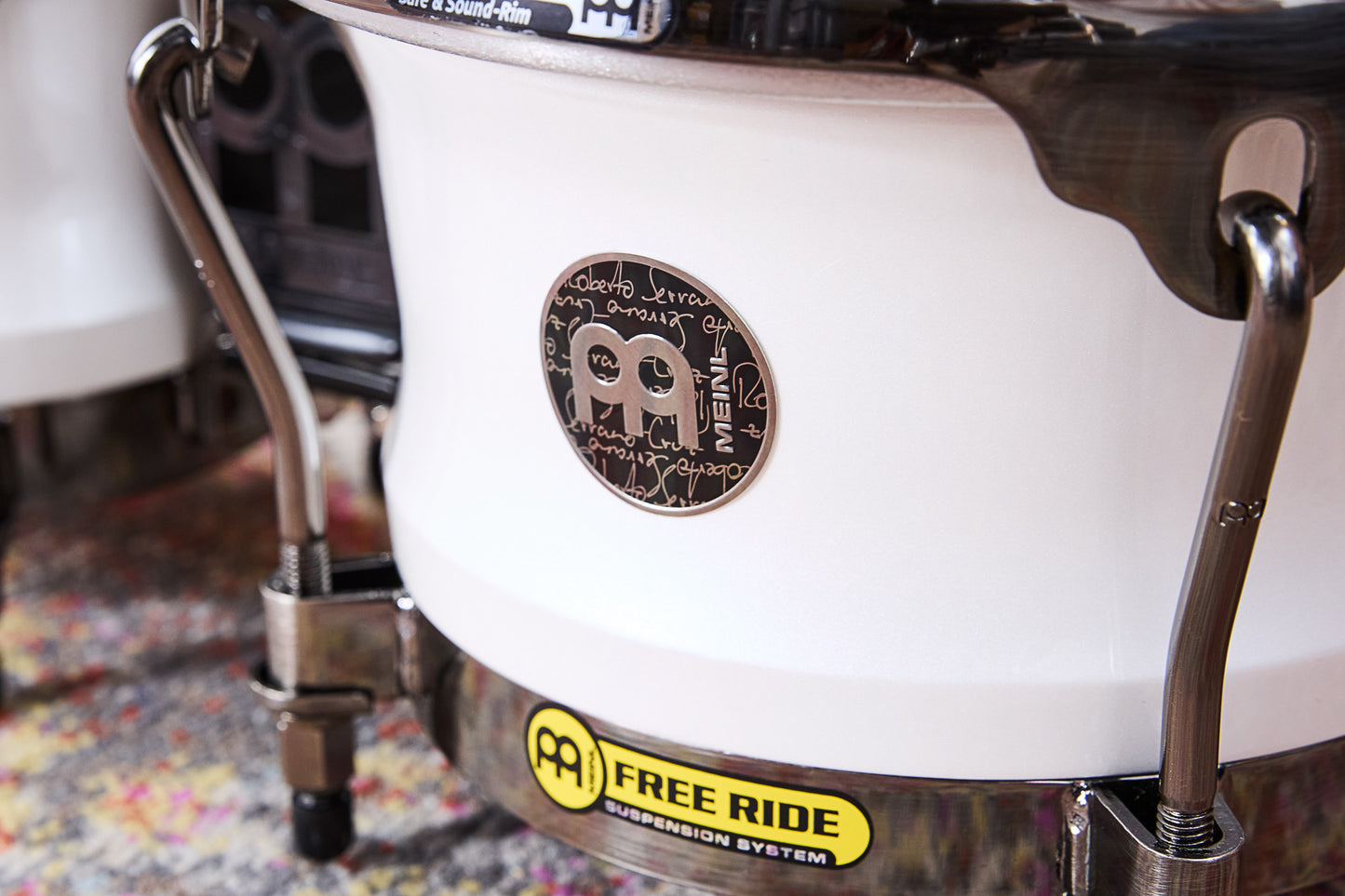 MEINL Percussion Artist Series Bongo Roberto Serrano, REMO® Fiberskyn Heads - 7" & 8 1/2" Pearl White