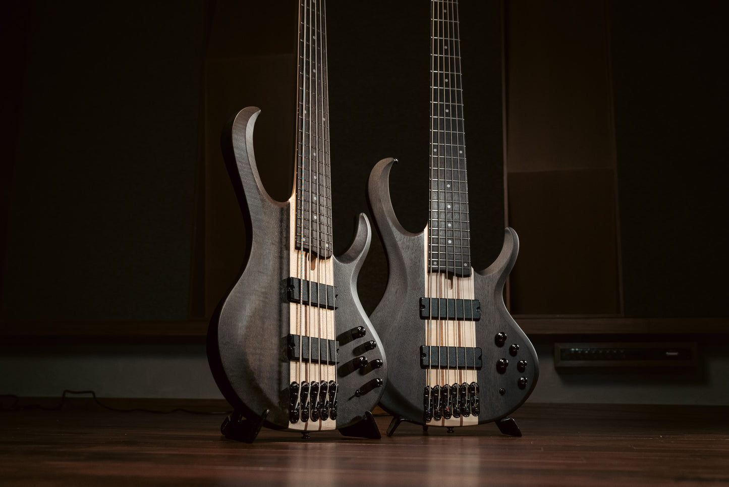IBANEZ BTB Electric Bass 5-String - Transparent Gray Flat