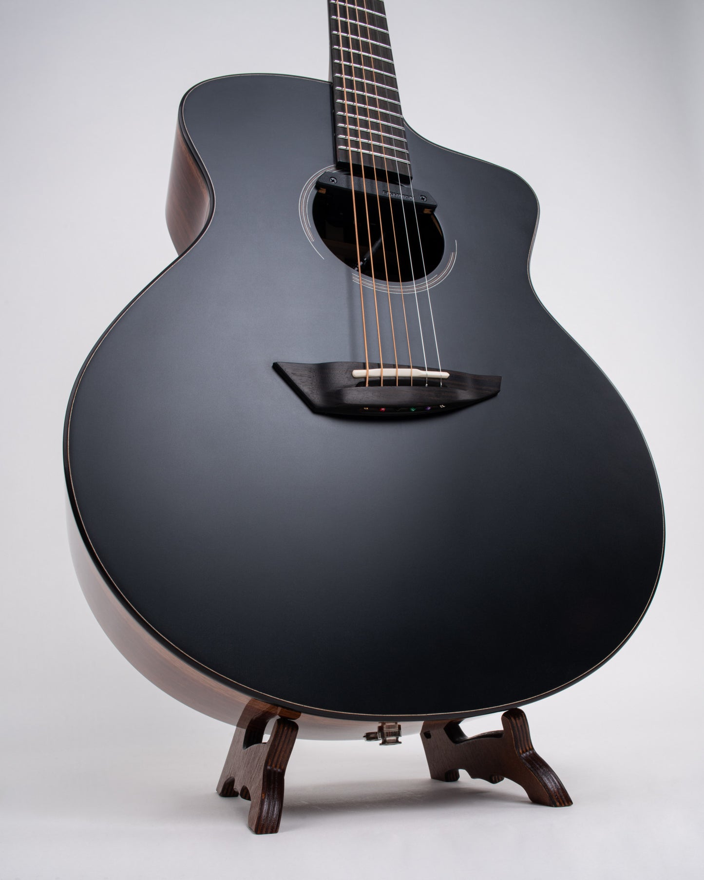 IBANEZ Jon Gomm Signature Acoustic Guitar 6-String - Black Satin Top / Natural High Gloss Back and Sides + Case
