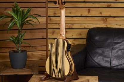 ORTEGA Signature Series Concert Ukulele 4-String + Pro Gig Bag