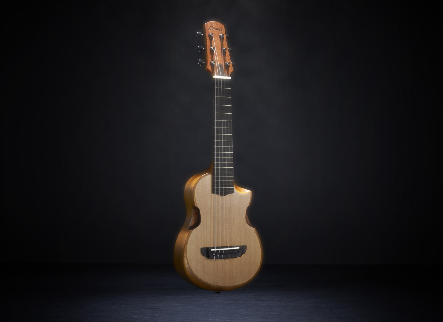 IBANEZ AU Piccolo Gitarre 6-String - Open Pore Natural + Gigbag