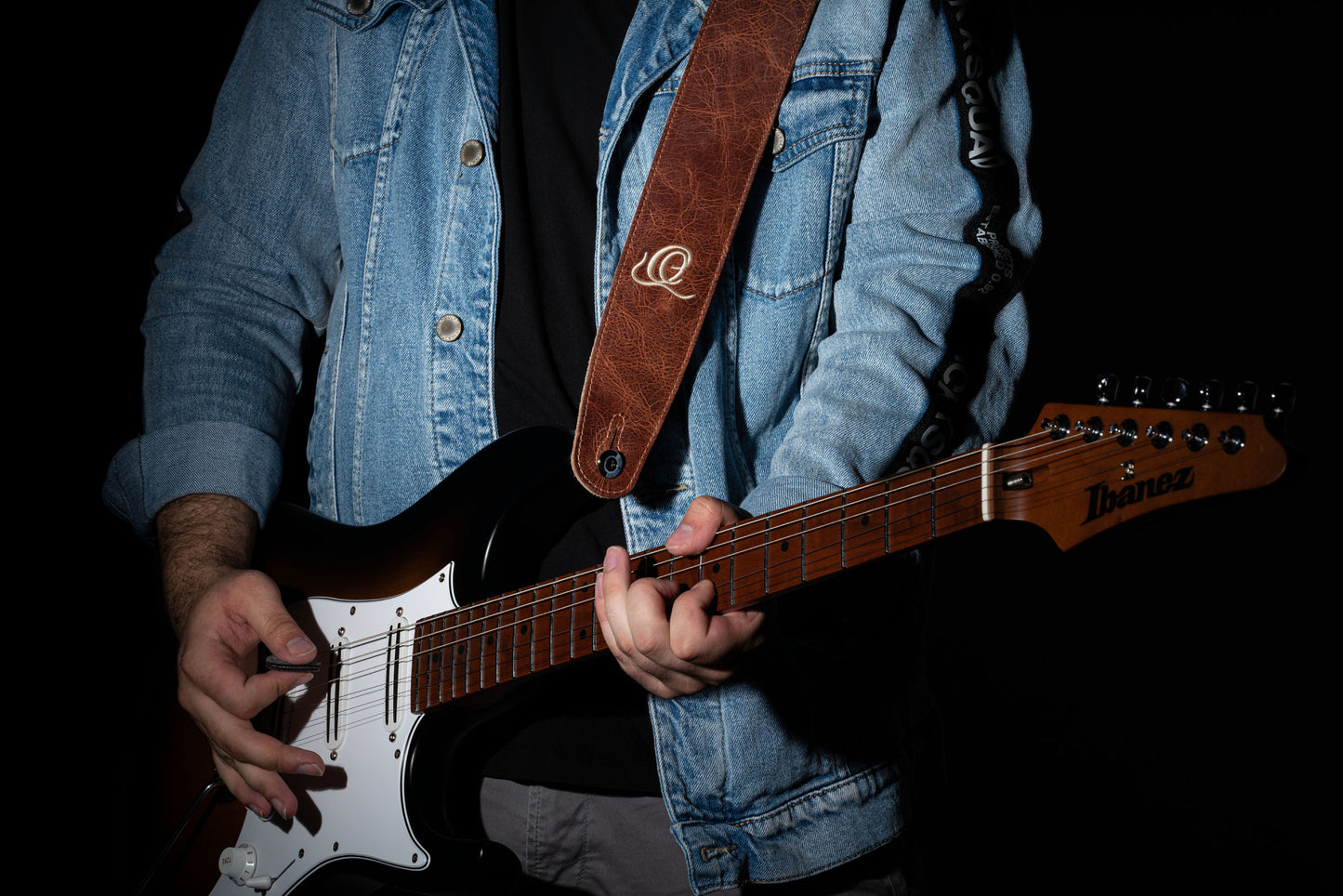 ORTEGA Wildledergitarrengurt - Caramel