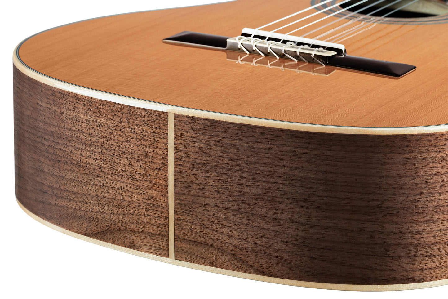 ORTEGA Traditional Series 4/4 Konzertgitarre 6-String + Pro Gigbag