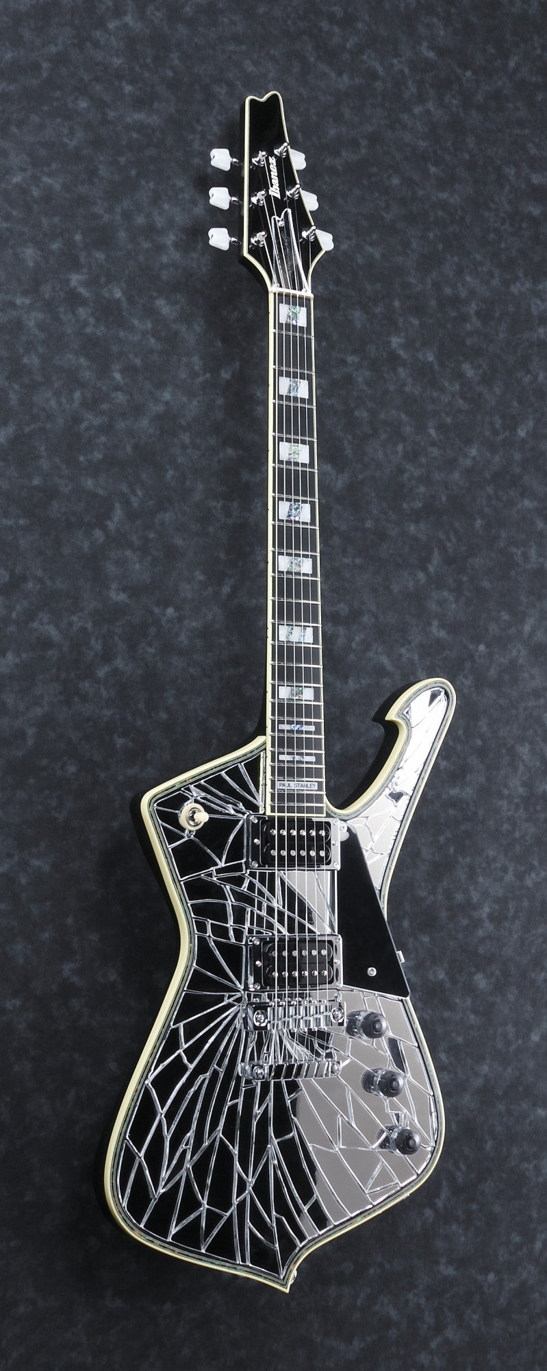 IBANEZ Paul Stanley "KISS" Signature E-Gitarre 6-String "The Cracked Mirror" + Koffer