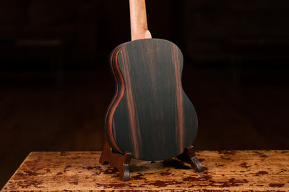 ORTEGA Timber Serie Tenor Ukulele 4 String - Ebony Natural + Bag