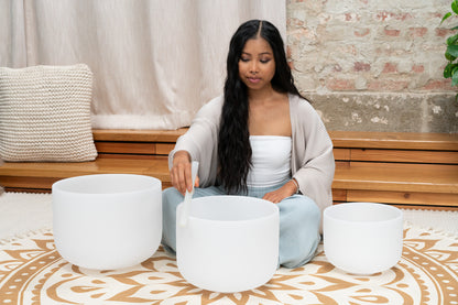 MEINL Sonic Energy White-Frosted Crystal Singing Bowls Set 3 pcs - G4/E4/C4/432 Hz