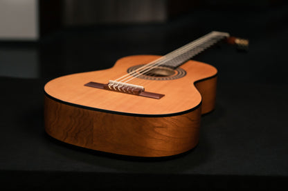 ORTEGA Student Series 3/4 Classical Guitar 6-String - Natural