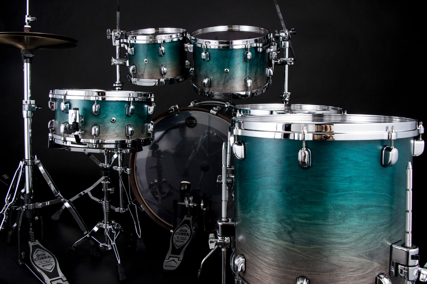 TAMA Starclassic Walnut/Birch Lacquer Shell Kit 5 pcs - Satin Sapphire Fade/Chrome HW