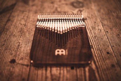 Meinl Sonic Energy Solid Kalimba, 21 Töne, schwarze Walnuss