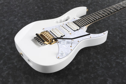IBANEZ Steve Vai Signature E-Guitar 6 String - White + Gigbag