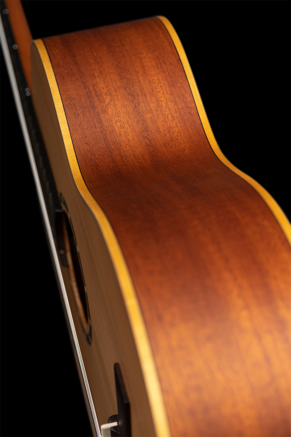 ORTEGA Family Series Pro 4/4 Classical Slim Neck Guitar 6 String Lefty - Cedar / Mahogany Natural + Gigbag