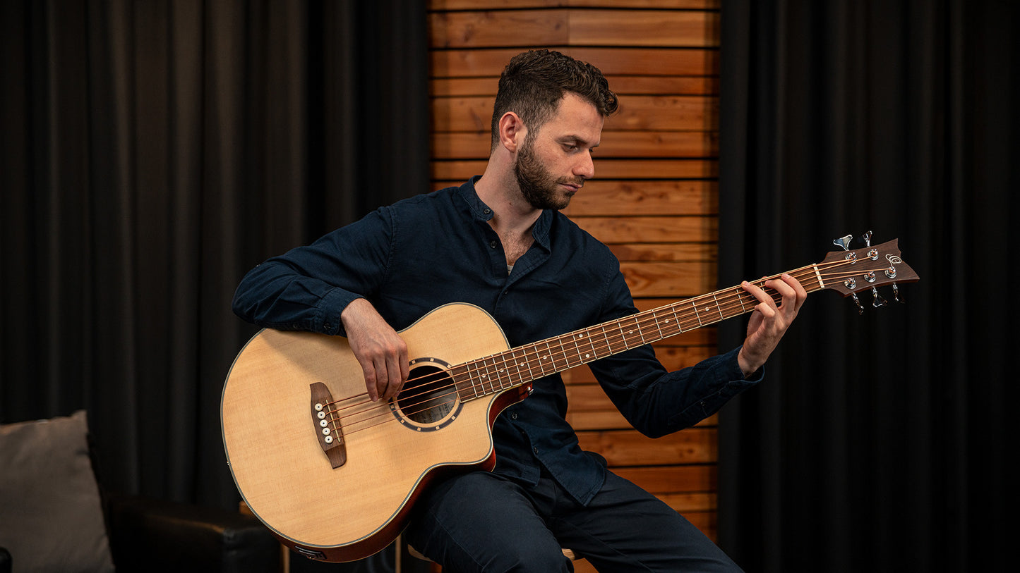 ORTEGA Deep Series 7 Acoustic Bass 5 String