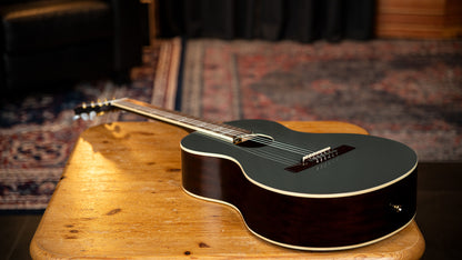 ORTEGA Ranger Series 4/4 Konzertgitarre 6-String - Platinum + Gigbag