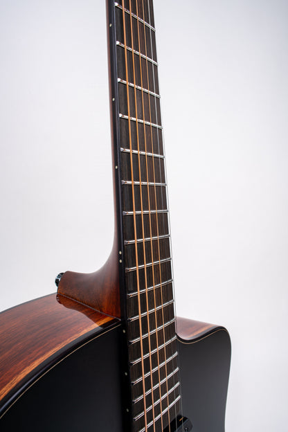 IBANEZ Jon Gomm Signature Acoustic Guitar 6-String - Black Satin Top / Natural High Gloss Back and Sides + Case