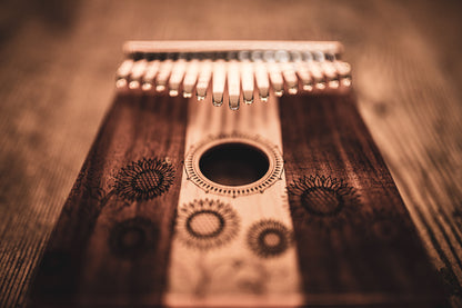 MEINL Sonic Energy Sound Hole Kalimba - 17 tones, maple + acacia