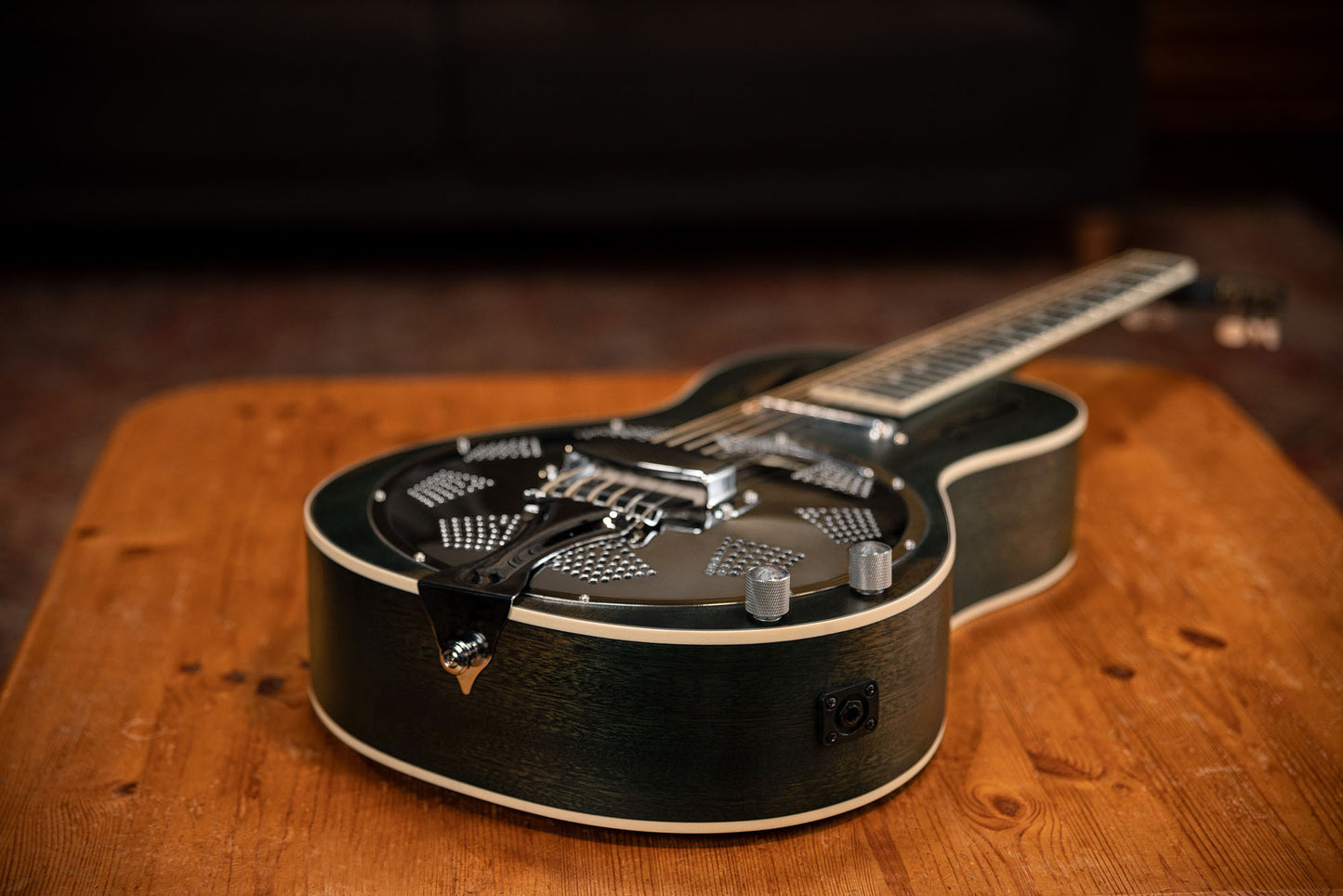 ORTEGA Americana Series Resonatorgitarre 6 String - Distressed Denim Matte / Chrom HW