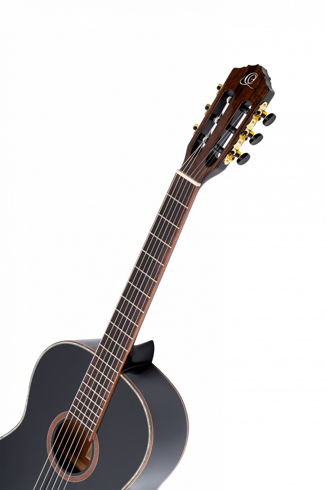 ORTEGA Family Series 4/4 Slim Neck Konzertgitarre 6 String - Fichte / Mahagoni + Bag