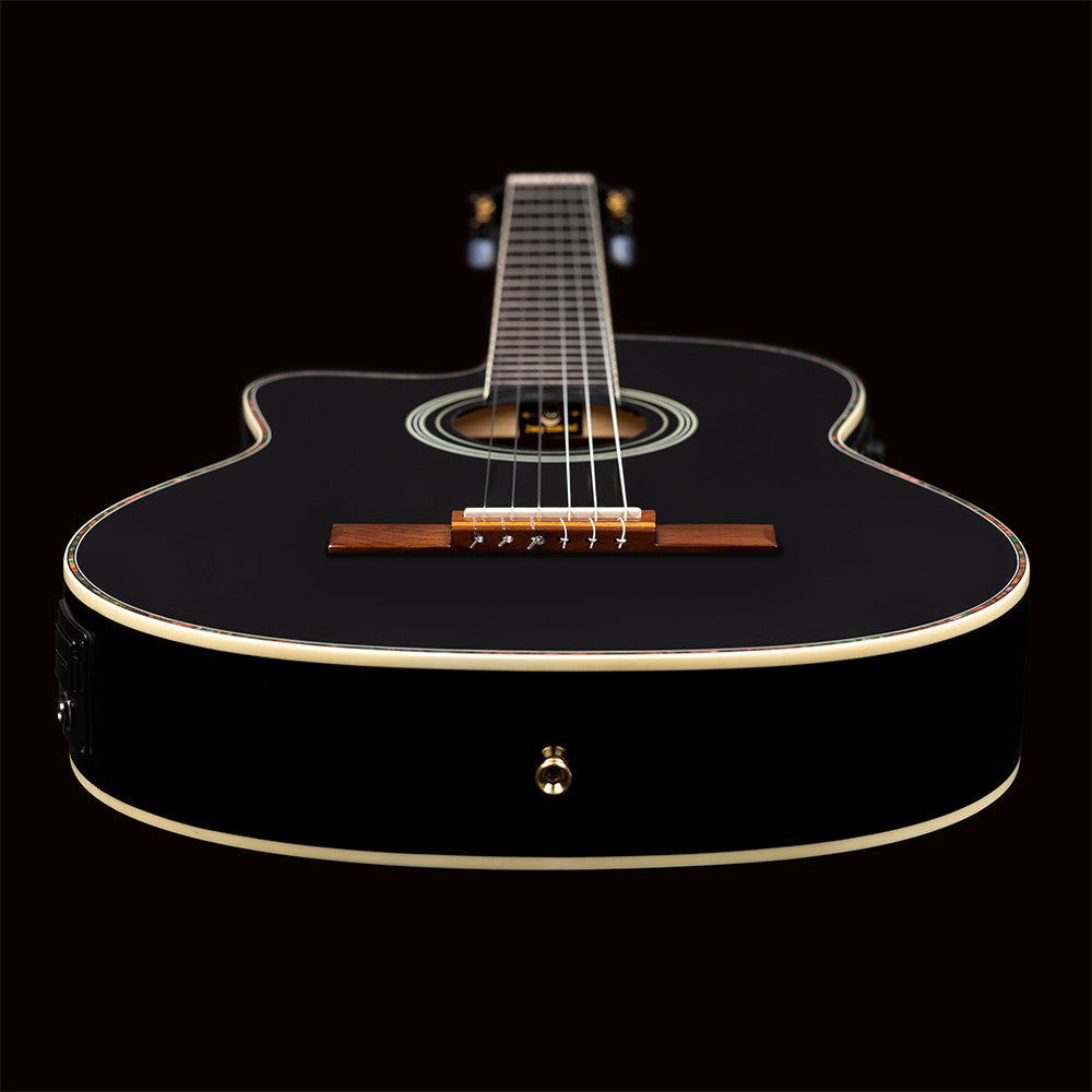 ORTEGA Family Series Pro 4/4 Konzertgitarre 6 String Lefty - Massive Fichte / Mahagoni Black + Bag