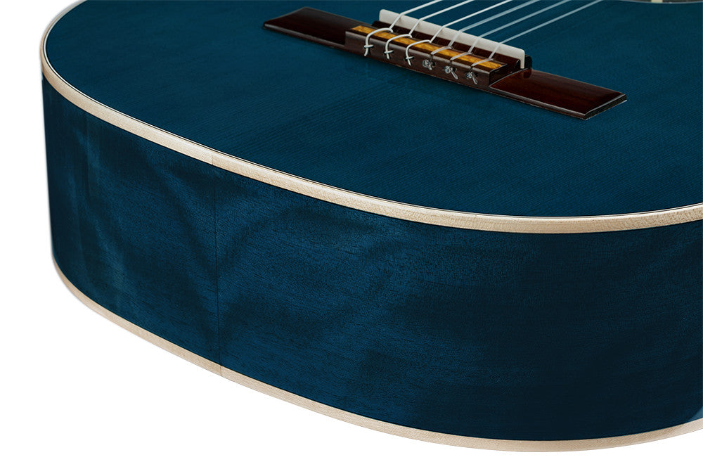 ORTEGA Family Series 4/4 Slim Neck Konzertgitarre 6 String - Ocean Blue + Bag