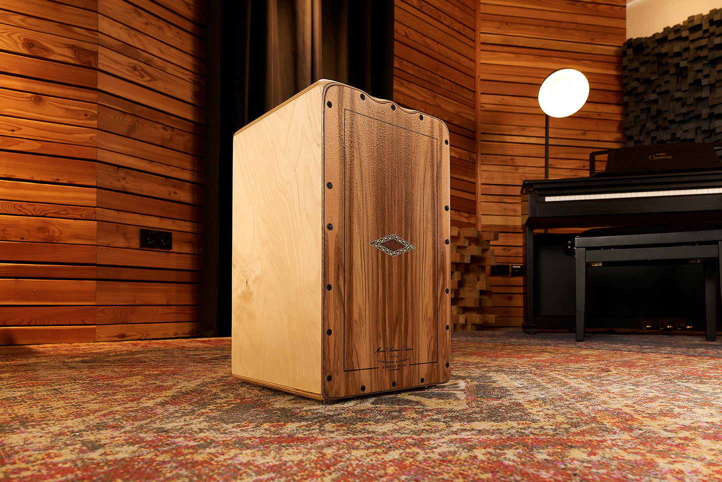 MEINL Percussion Artisan Edition Series String Cajon Seguiriya Line - Indian Heartwood