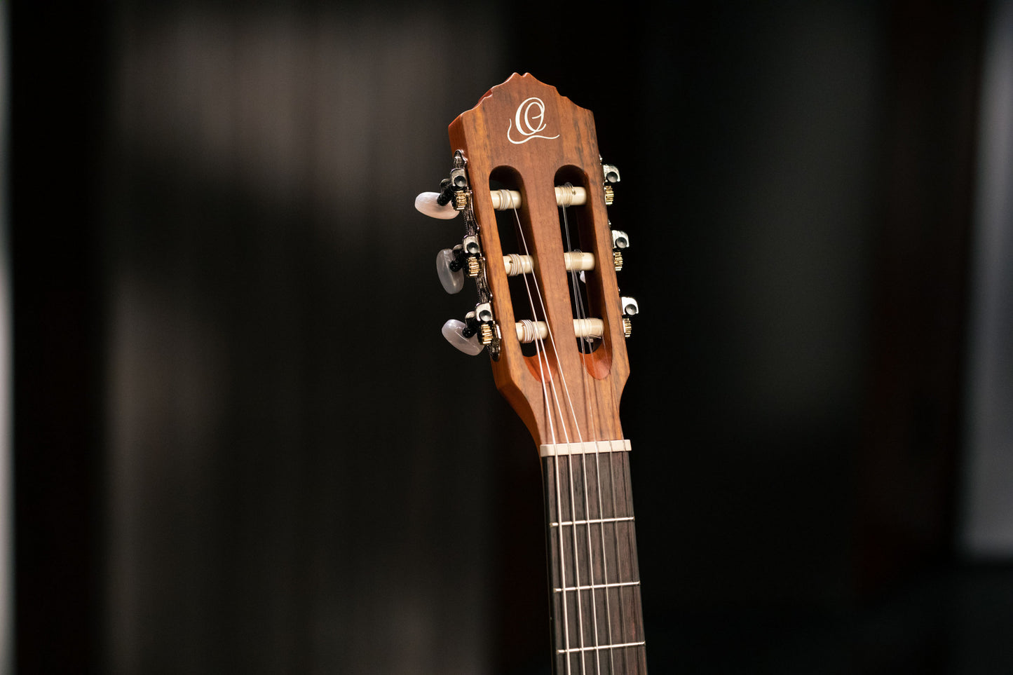 ORTEGA Family Series 3/4 Konzertgitarre 6 String - Mahagoni Natur + Bag