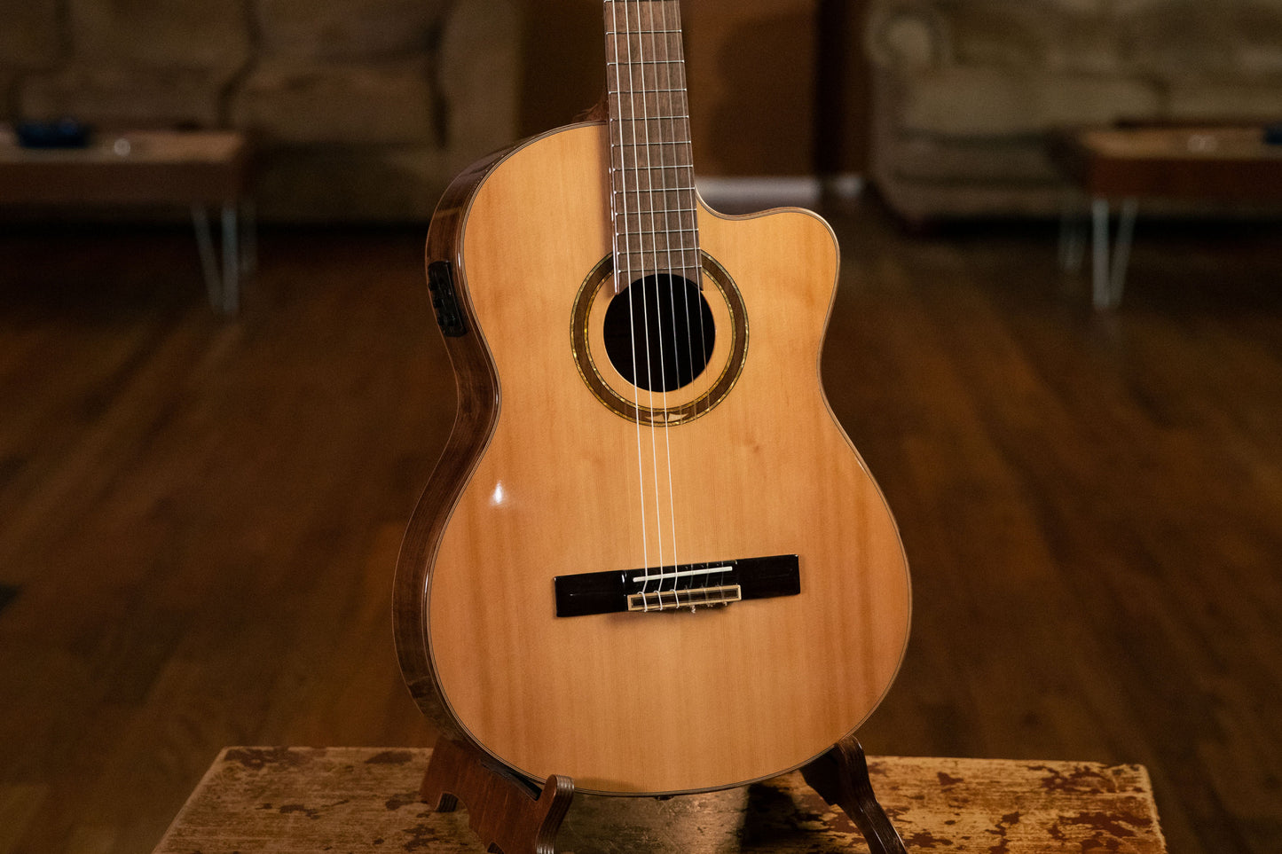 ORTEGA Performer Series 4/4 Classical Guitar 6-String - Natural + Gig Bag