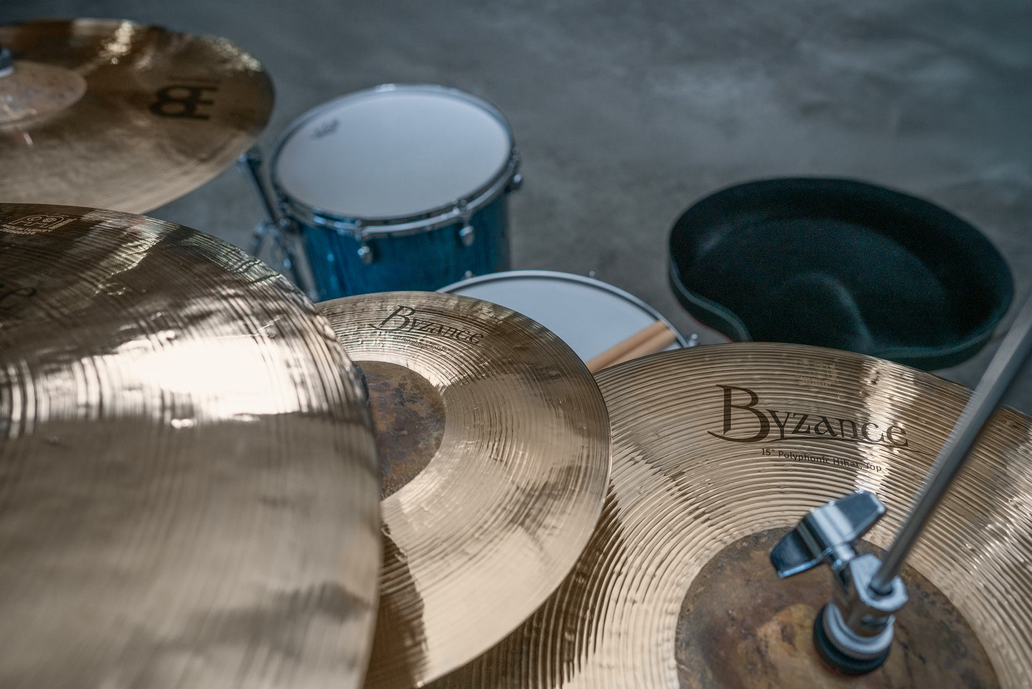 MEINL Cymbals Byzance Brilliant Polyphonic Hihat - 15"