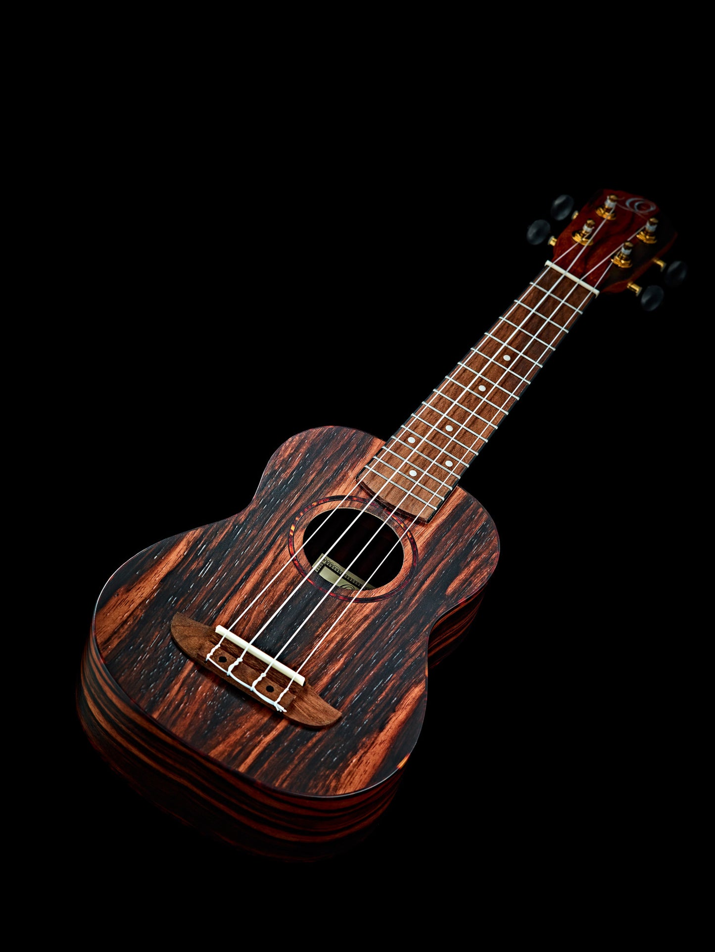 ORTEGA Timber Serie Konzert Ukulele 4 String - Open Pore Finish + Bag