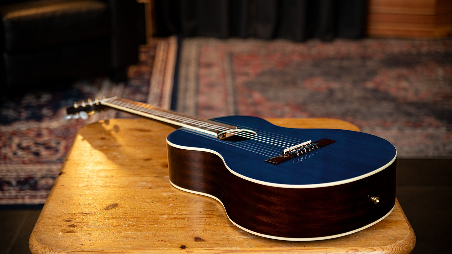 ORTEGA Ranger Series 4/4 Konzertgitarre 6-String - Ozeanblau + Gigbag