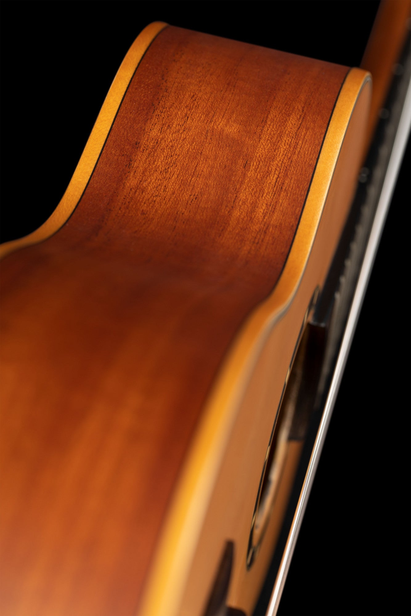 ORTEGA Family Series 1/4 Konzertgitarre 6 String - Zeder / Mahagoni Natur + Bag
