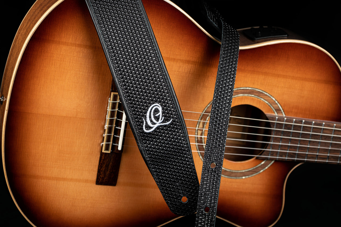 ORTEGA Echtledergitarrengurt - Black Braid