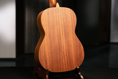 ORTEGA Family Series 7/8 Konzertgitarre 6 String - Mahagoni Natur + Bag