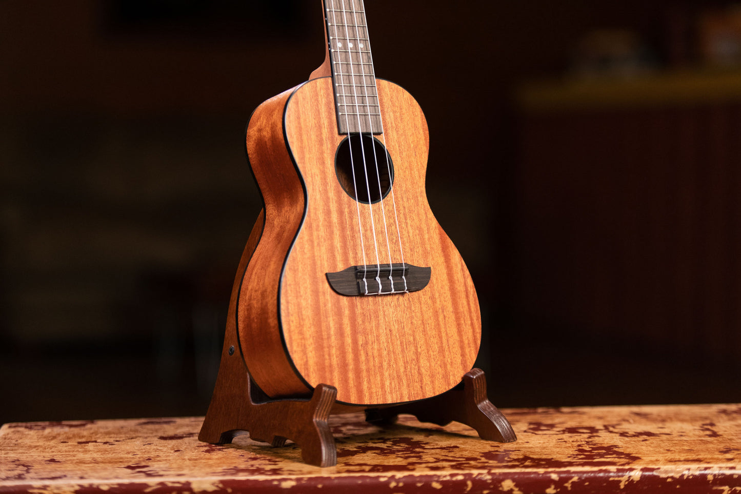 ORTEGA Horizon Serie Konzert Ukulele 4 String - Mahogany Natural