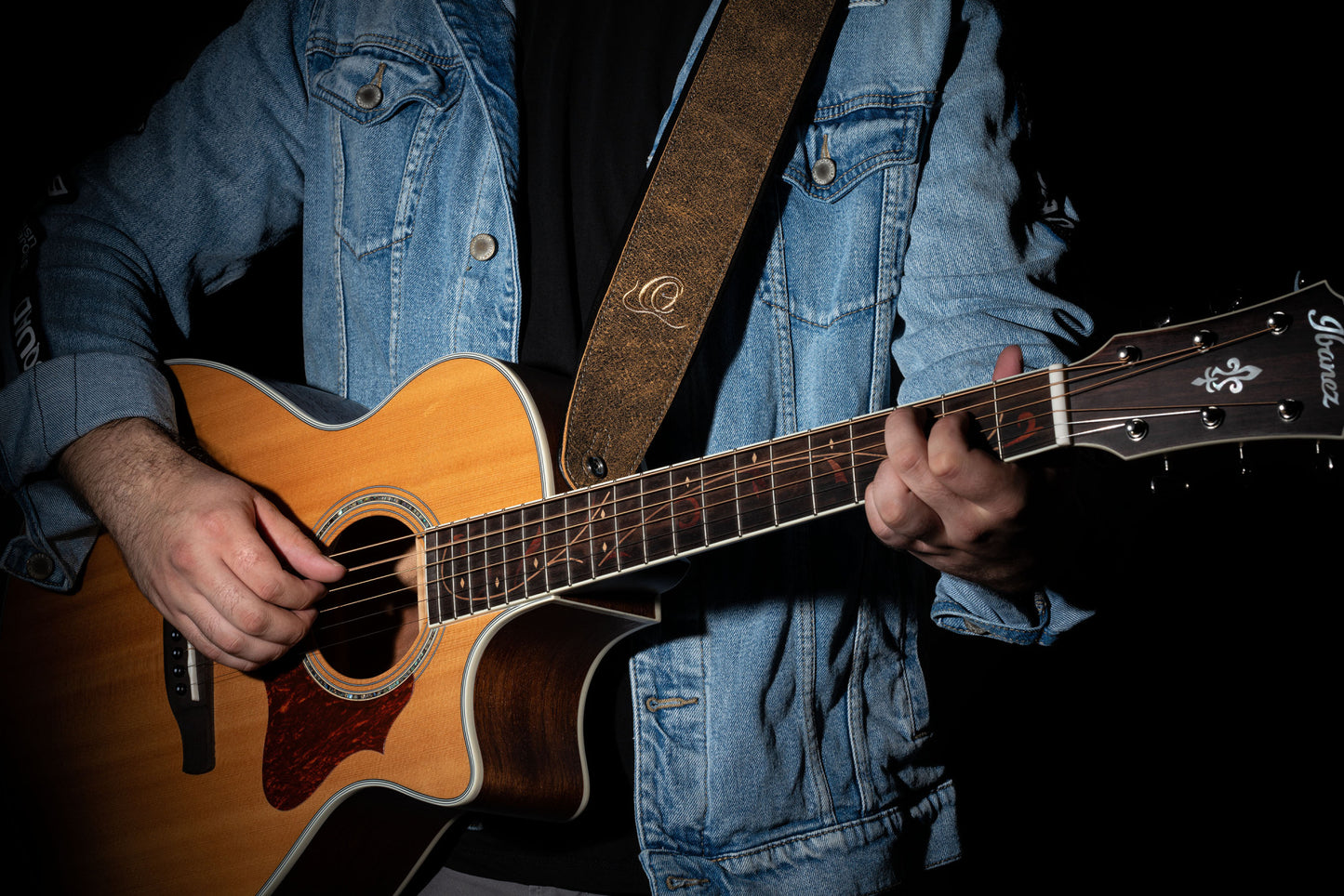 ORTEGA Echtledergitarrengurt - Desert Stone