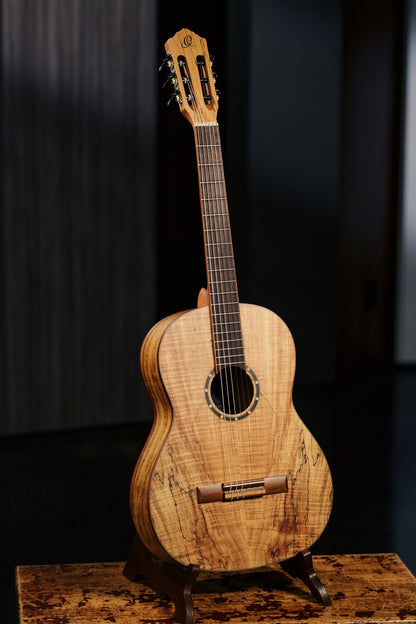 ORTEGA The Private Room 4/4 Konzertgitarre 6-String - Spalted Maple Natur + Gigbag