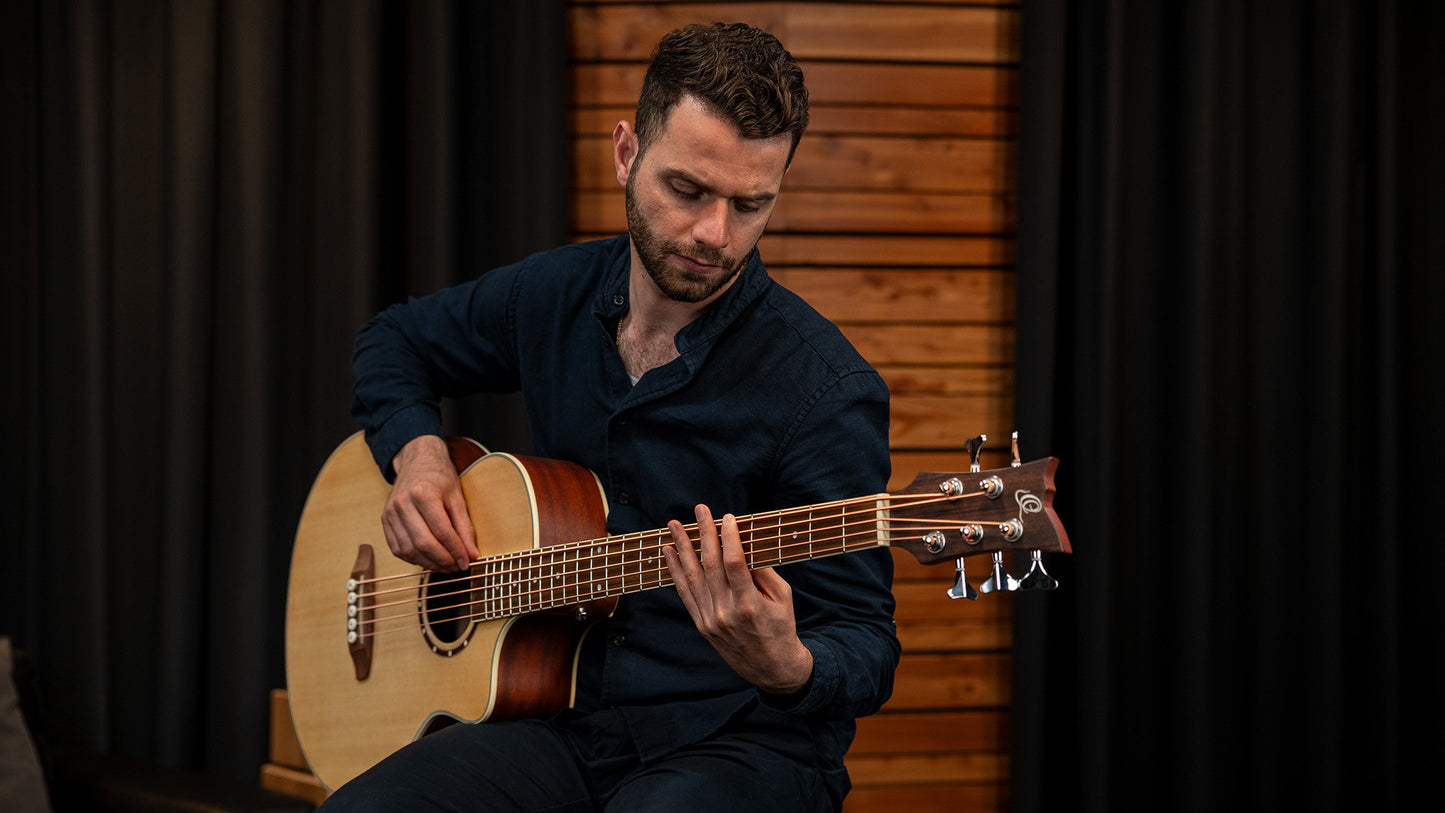 ORTEGA Deep Series 7 Acoustic Bass 5 String
