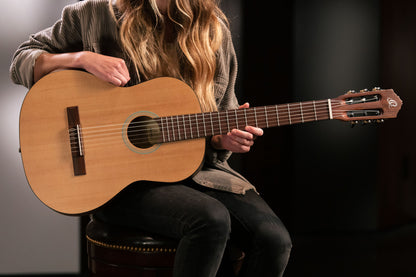 ORTEGA Student Series 4/4 Konzertgitarre 6-String - Natural