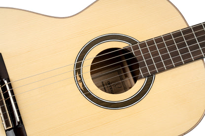 ORTEGA Performer Series 4/4 Konzertgitarre 6-String - Natural + Gigbag