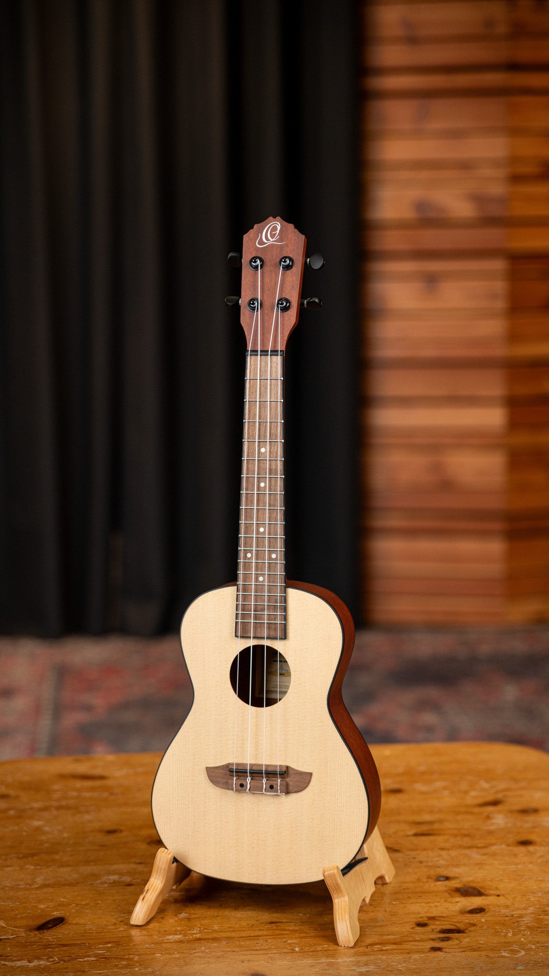 ORTEGA Bonfire Series Concert Ukulele 4 String