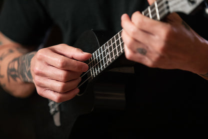 ORTEGA Horizon Series Concert Ukulele 4 String - Okoume Black