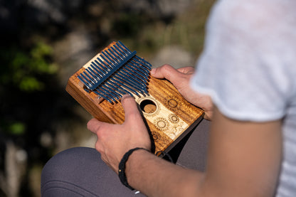 MEINL Sonic Energy Sound Hole Kalimba - 17 tones, maple + acacia