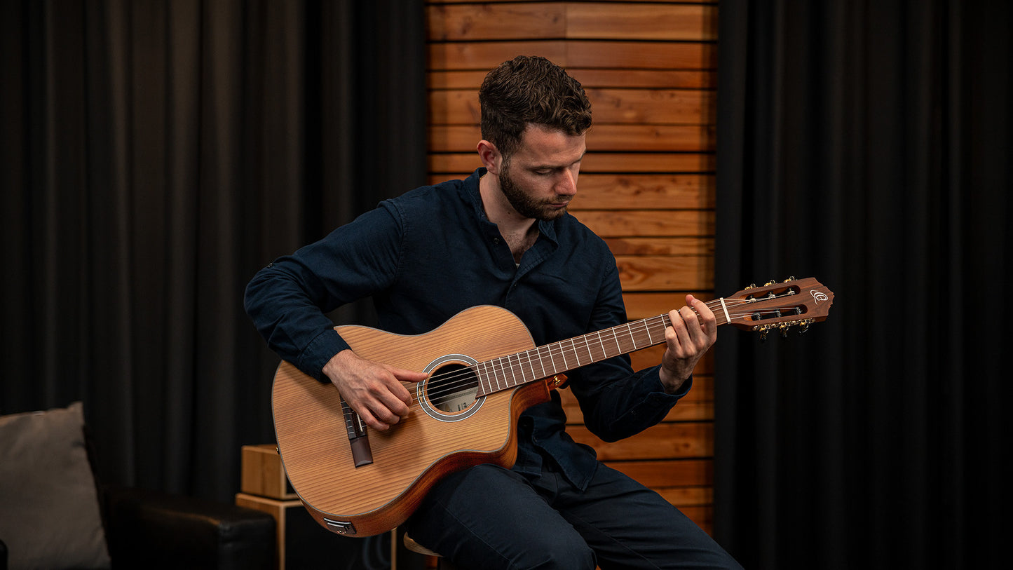 ORTEGA Thermo Series 4/4 Konzertgitarre 6-String - Dunkelbraun matt + Gigbag